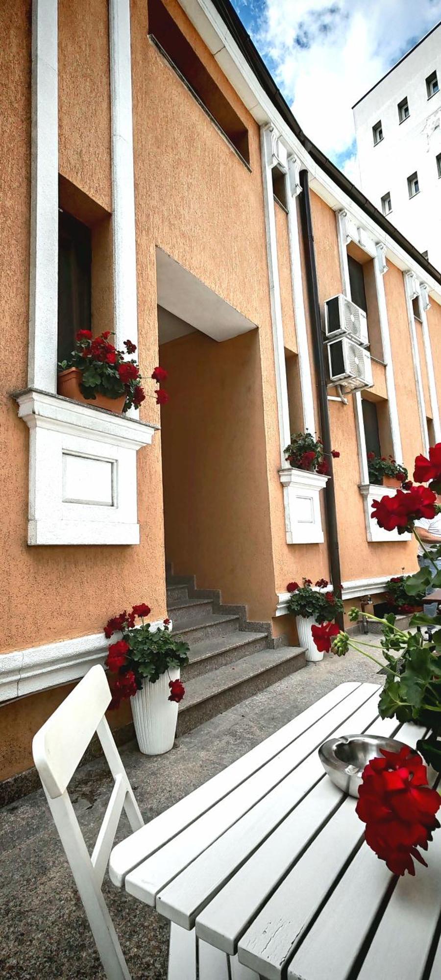 Bucur 9 Hotell Bukarest Exteriör bild