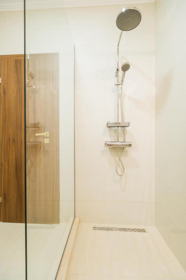 Bucur 9 Hotell Bukarest Exteriör bild