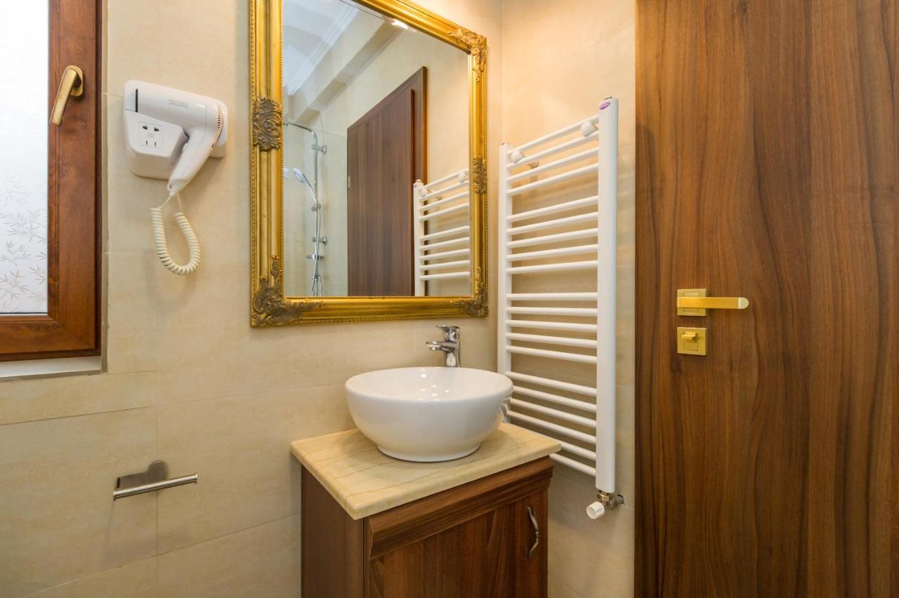 Bucur 9 Hotell Bukarest Exteriör bild