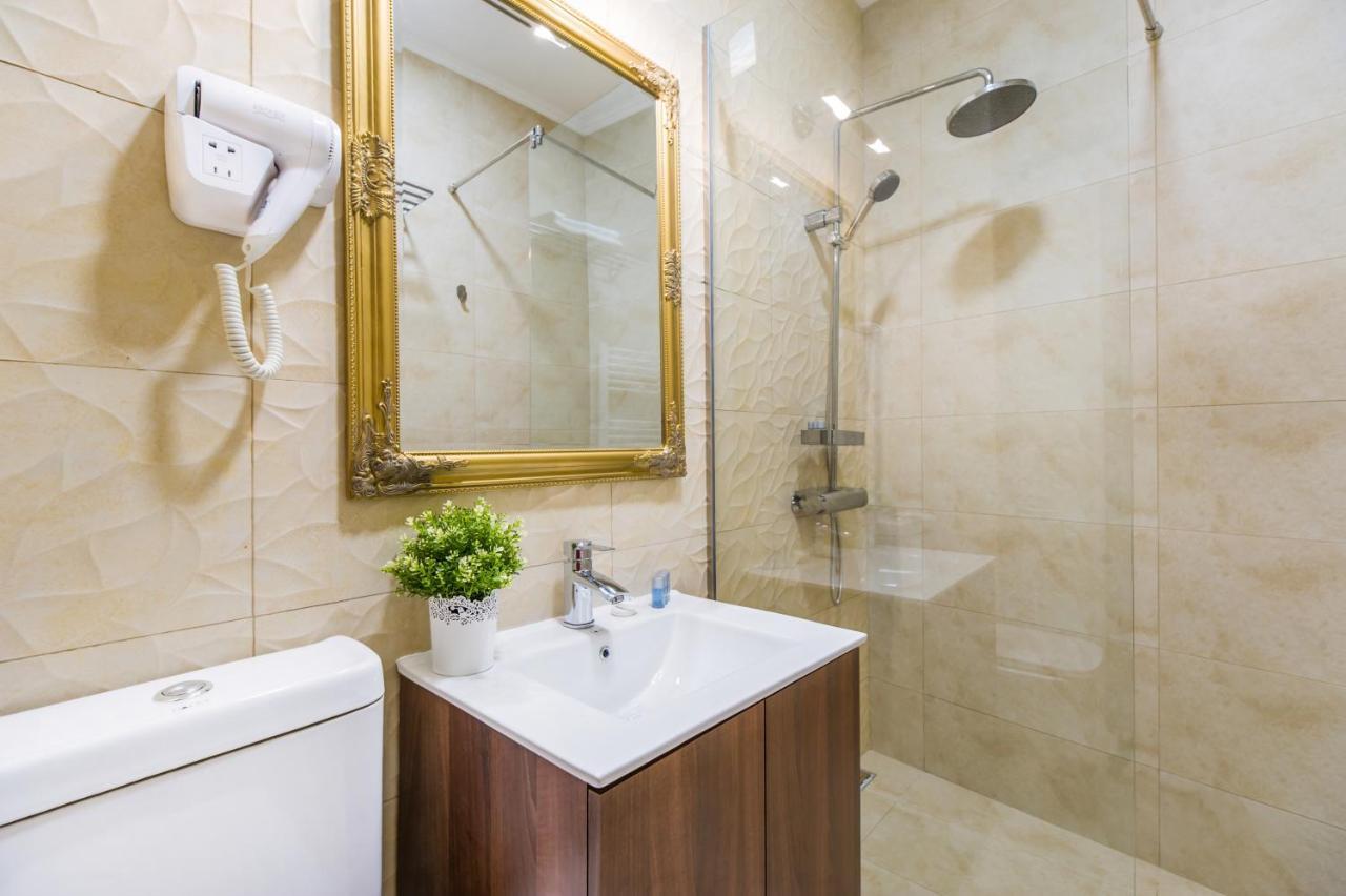 Bucur 9 Hotell Bukarest Exteriör bild